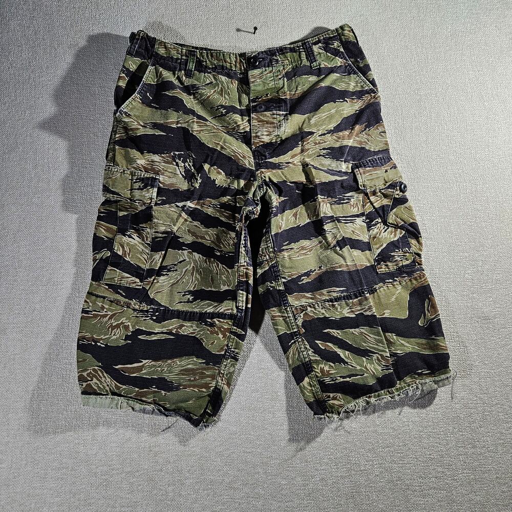 Y2K TruSpec Camo Cutoff Shorts Mens 36 Cargo Military Distressed